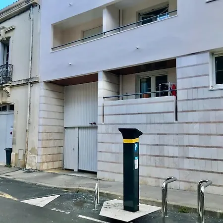 T2 Beaux Arts Parking Prive Gratuit Apartment Montpellier Exterior photo